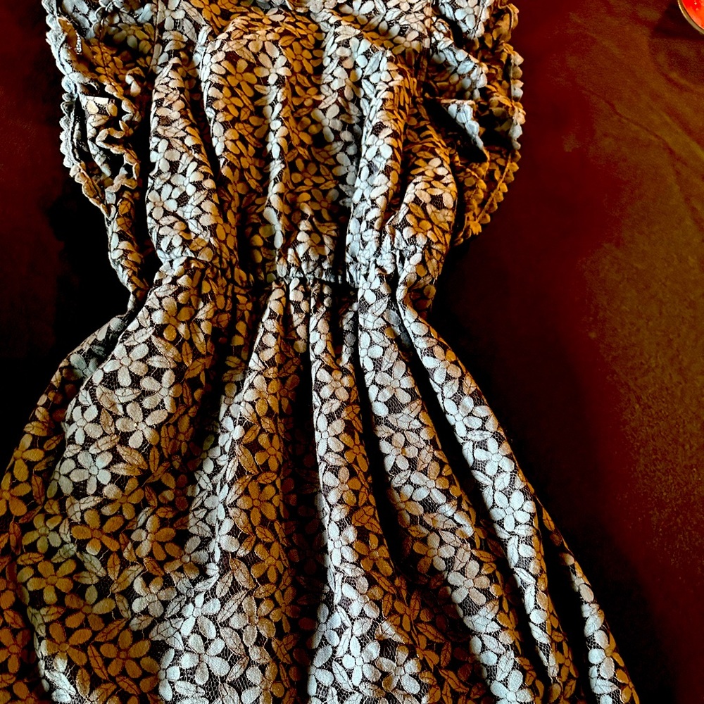 Kate spade designer size 12 sleeveless